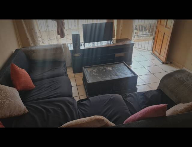 2 BEDROOM APARTMENT FOR SALE IN RUSTENBURG CENTRAL
